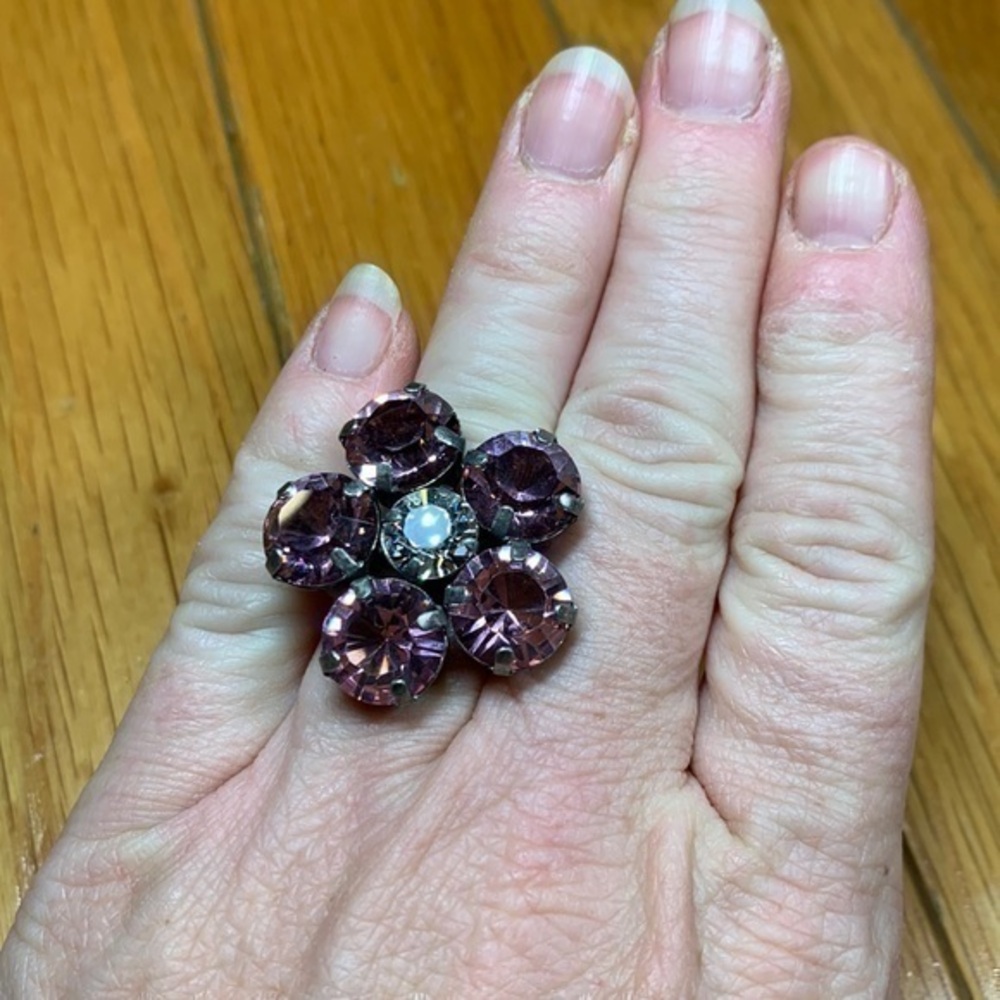 NWT SABIKA EDITION LA VIE EN ROSE DAISY PINK RHINESTONE RING $98 SUMMER 2013 NEW